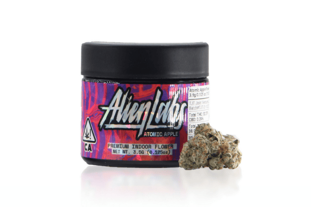 atomic apple strain in a pack