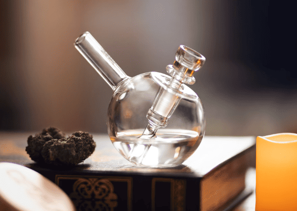 glass water pipe