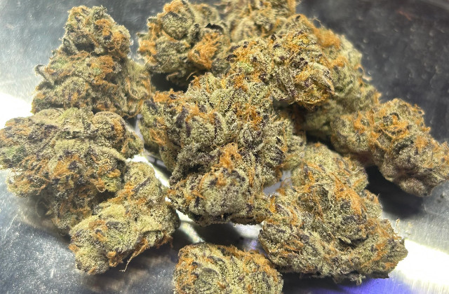 platinum grapes - featured image